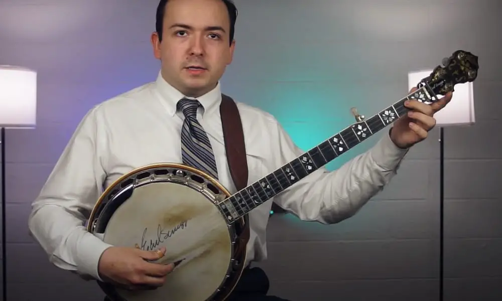 A lesson on how to hold a banjo