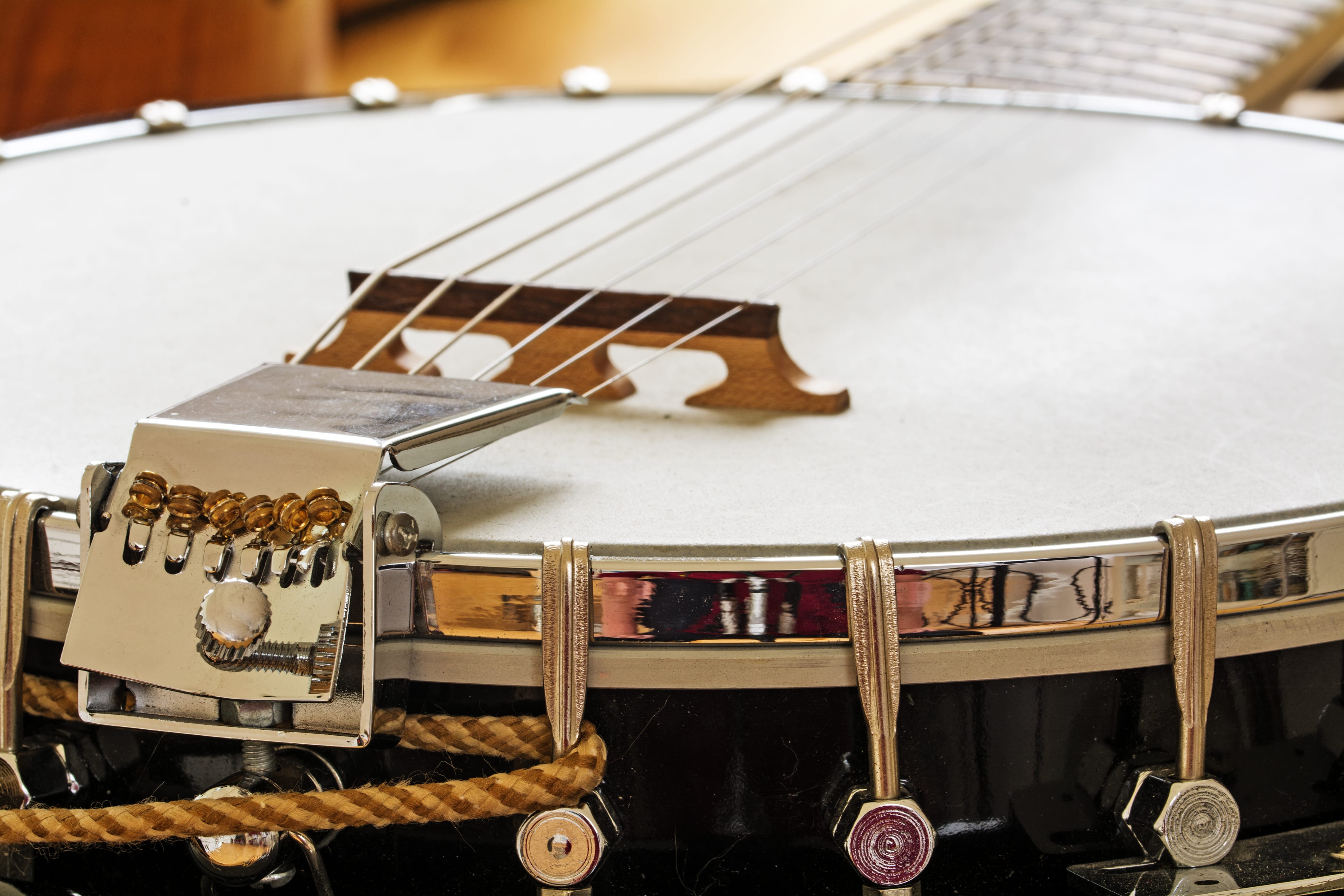 3. Placing The Strings On A 6-String Banjo