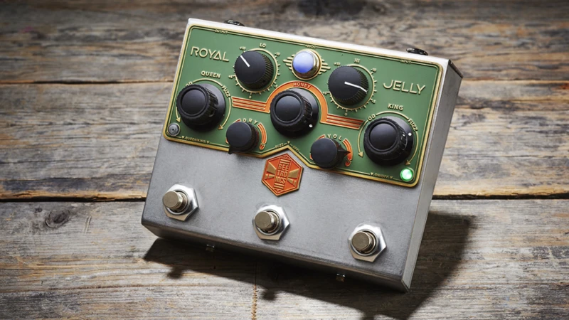 Choosing The Right Fuzz Pedals For Country Music