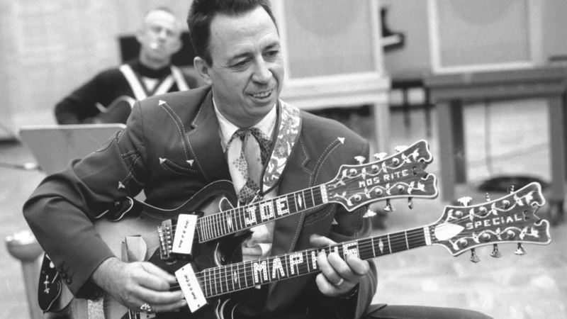 The Pioneers Of Electric Guitar In Country Music